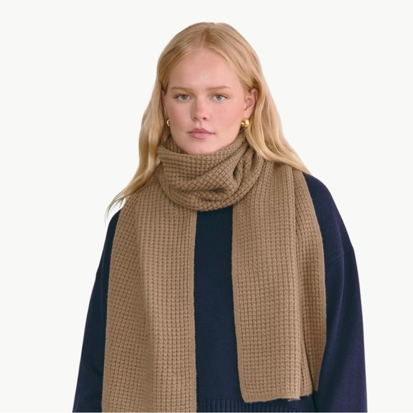 Everlane Accessories - Everlane The Waffle Knit Scarf 100% Wool | RWS Certified | One Size | Camel Tan